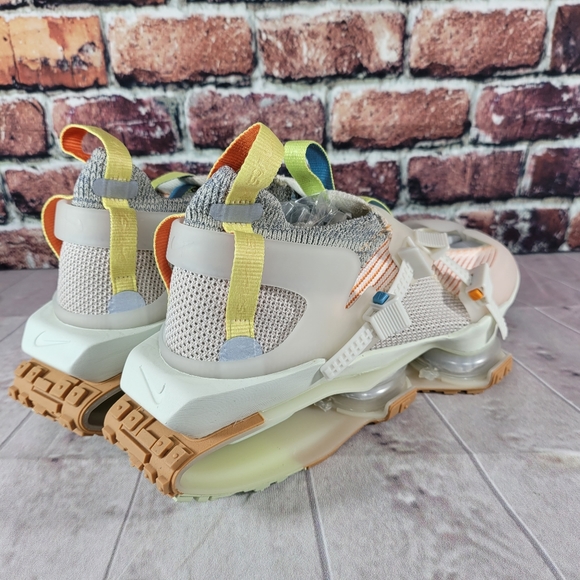 Nike ISPA Road Warrior Volt 2020 Size 8.5 main image 8